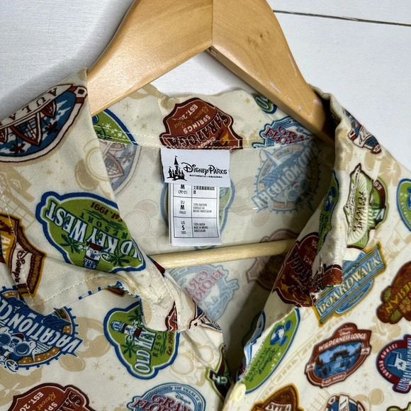 Disney Parks Disney Vacation Club DVC Woven Shirt Allover print - Size Small - Picture 3 of 5